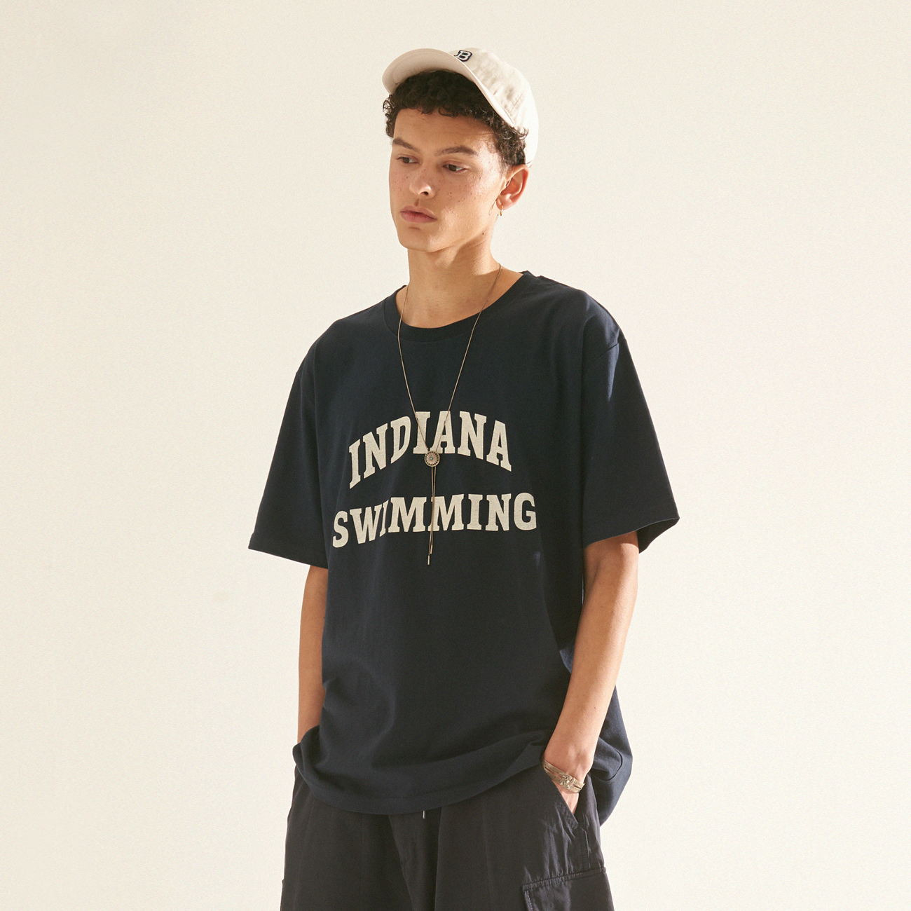 Indiana T-Shirts / NAVY
